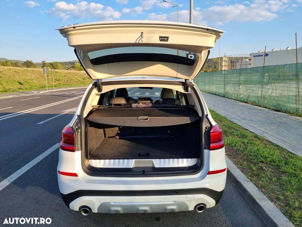 BMW X3 xDrive30e AT PHEV - 8