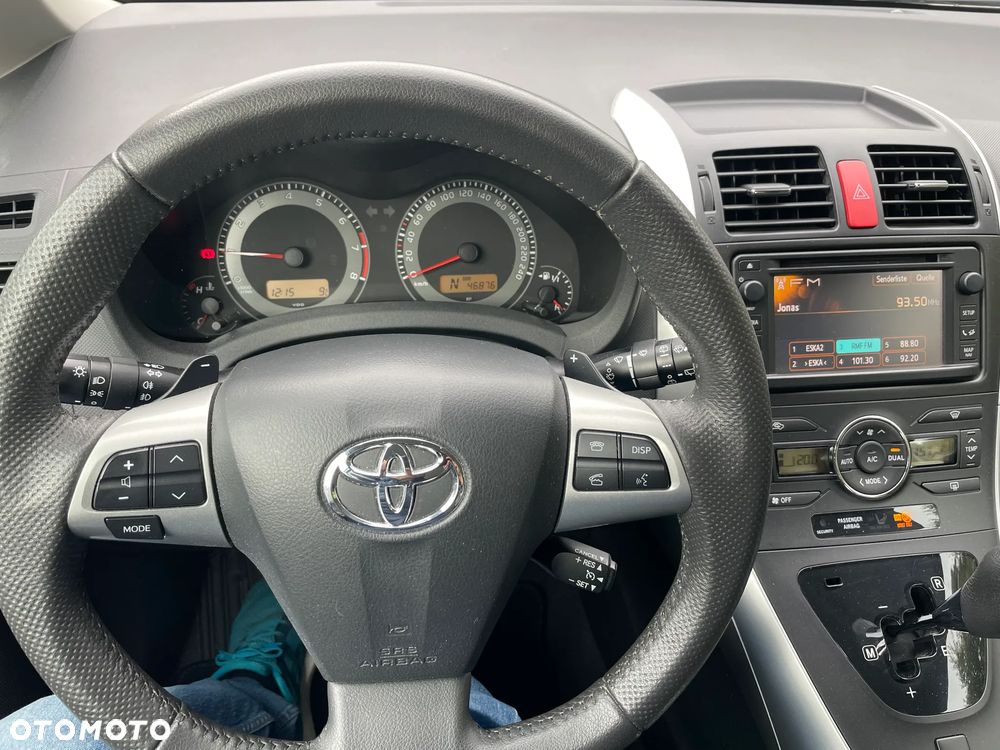 Toyota Auris 1.6 Luna MM - 2