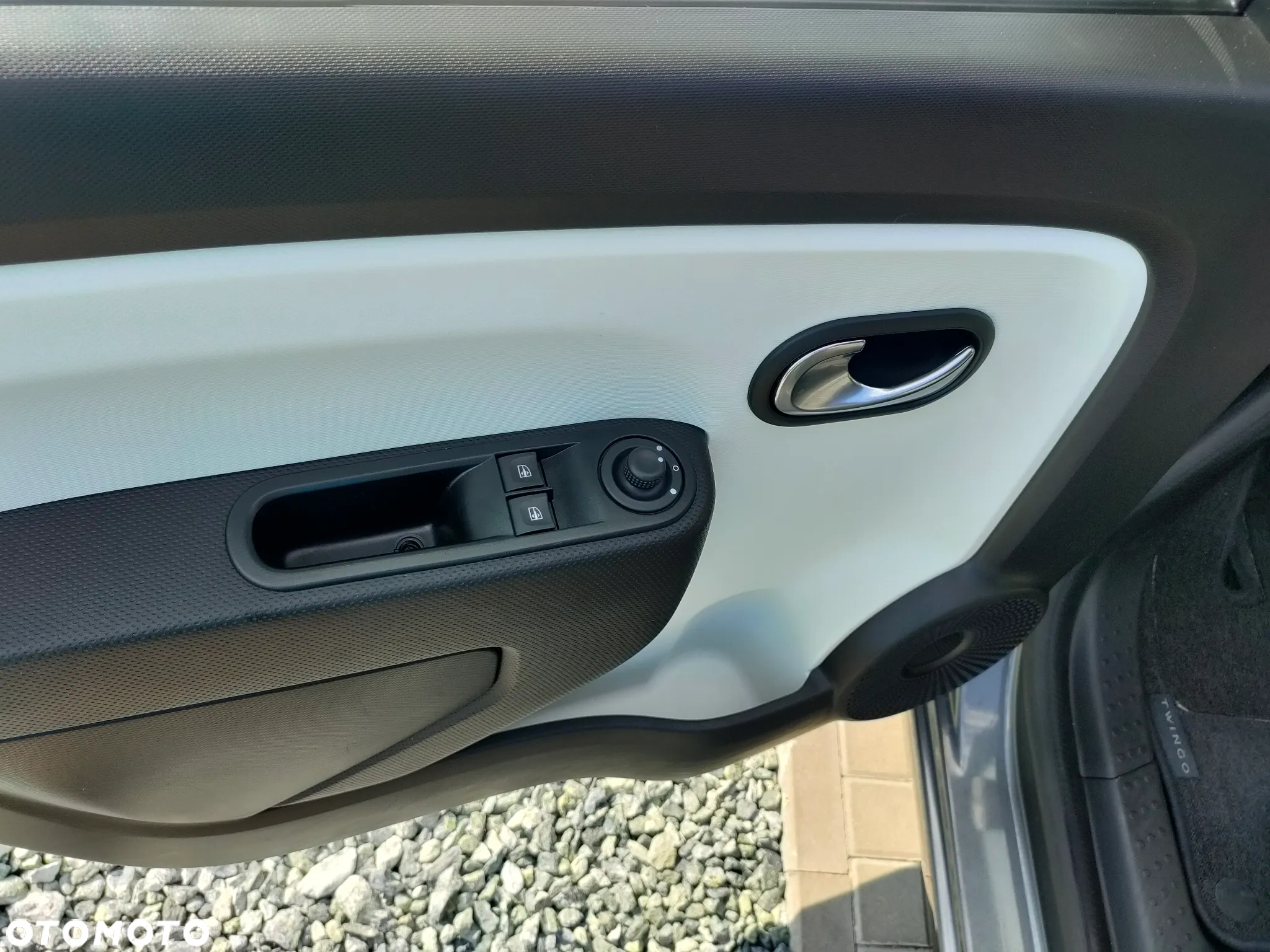 Renault Twingo TCE 90 LIMITED - 9