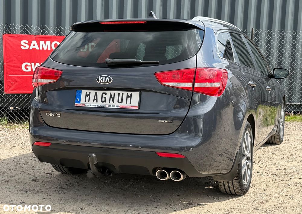 Kia Ceed 1.6 CRDi 136 ISG GT Line - 28