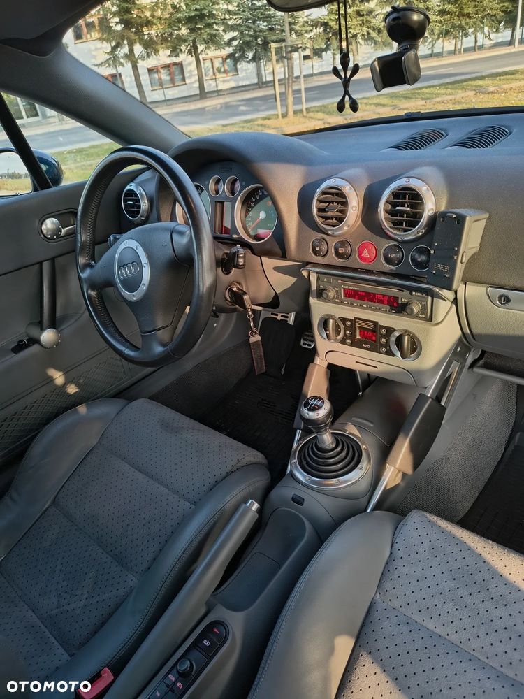 Audi TT Coupé - 20