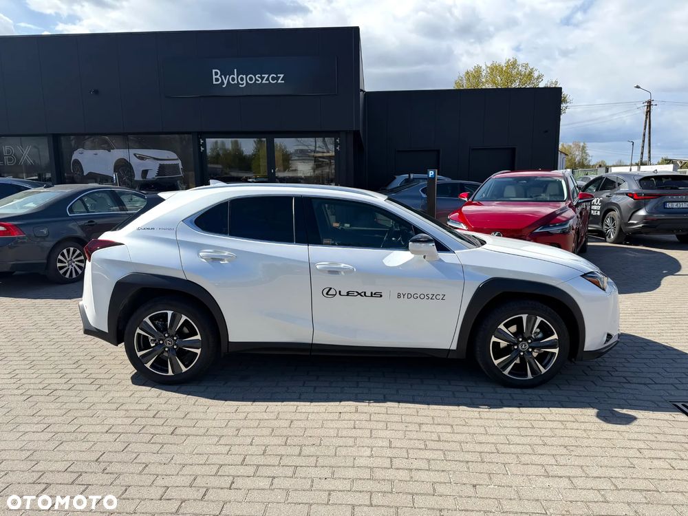 Lexus UX 300h Prestige - 4