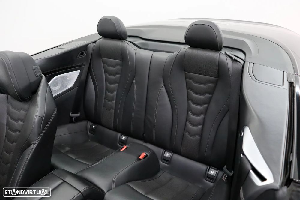 BMW 840 d xDrive Pack M - 13