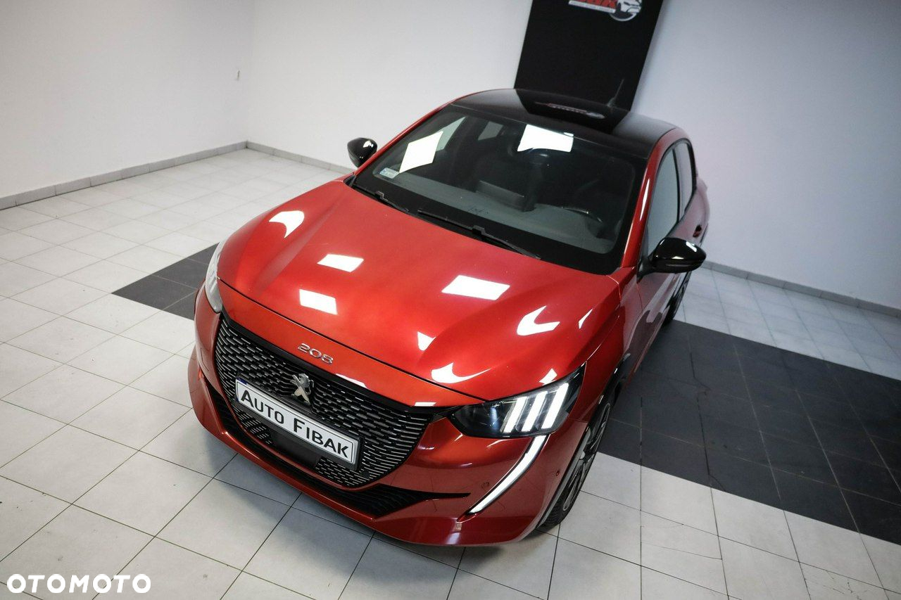Peugeot 208 - 6