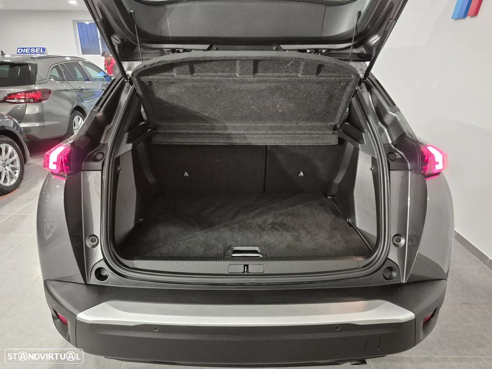 Peugeot 2008 1.2 PureTech Active Pack - 15