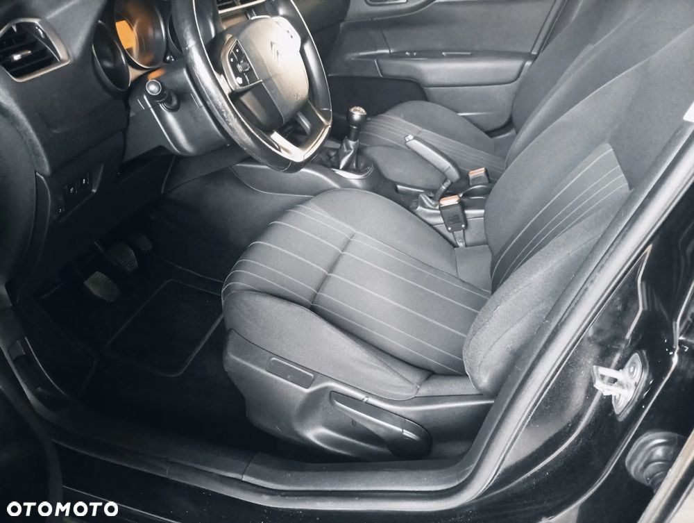 Citroën C4 HDi 90 Attraction - 12
