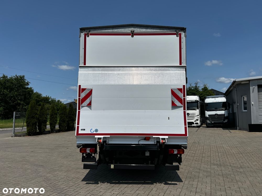 Mercedes-Benz ATEGO - 10