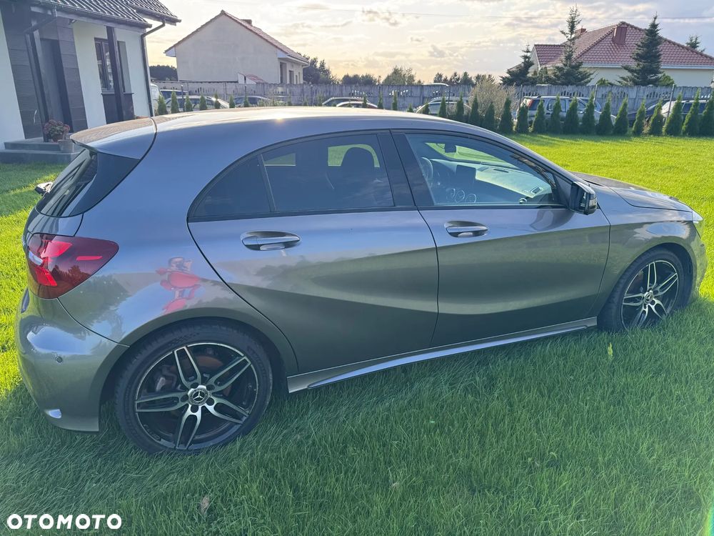 Mercedes-Benz Klasa A 220 4-Matic - 4