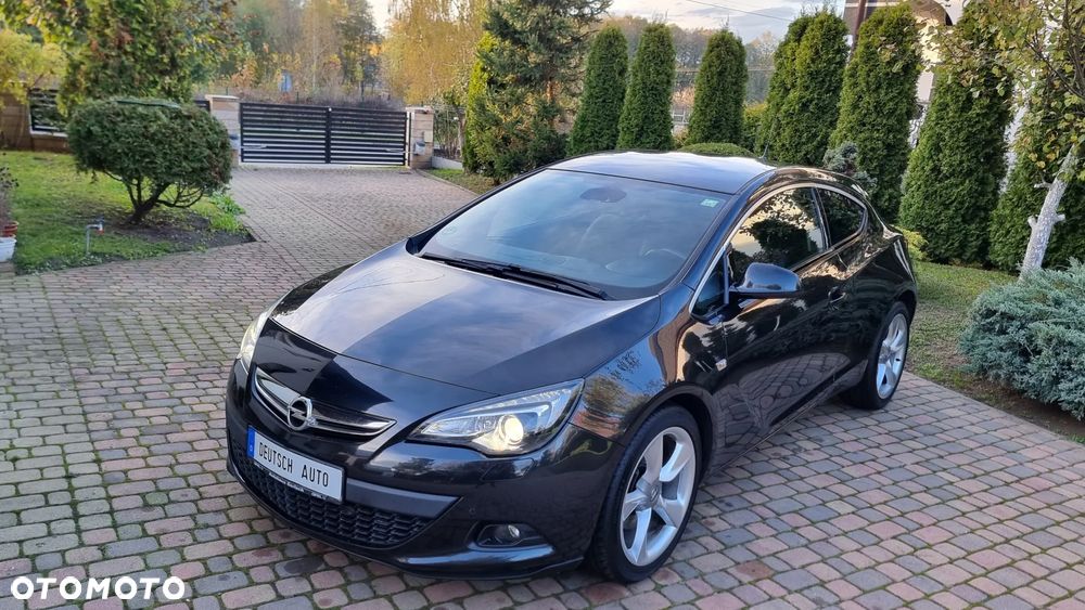 Opel Astra GTC 1.4 Turbo Innovation - 22