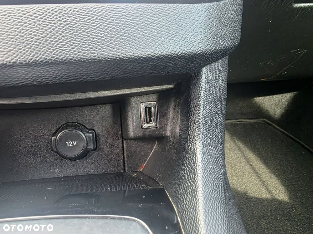 Peugeot 308 BlueHDi FAP 120 EAT6 Stop & Start Active - 25