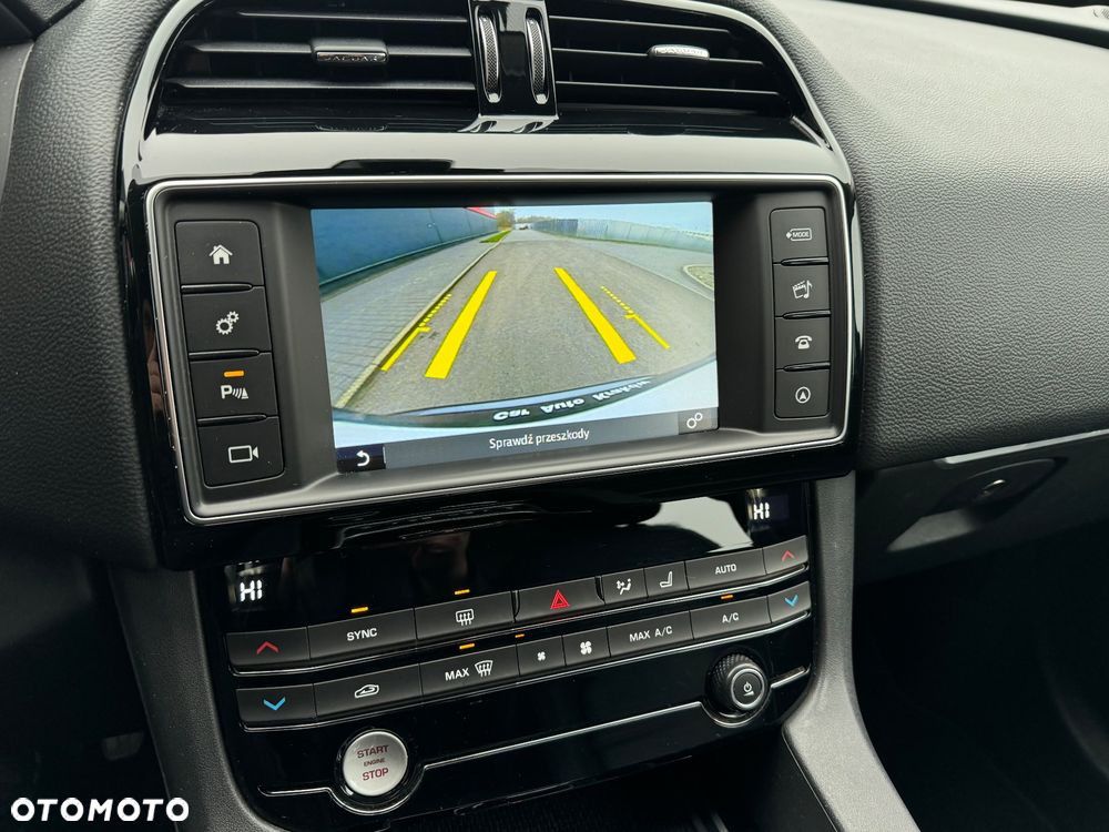 Jaguar F-Pace 2.0 i4D AWD Prestige - 10