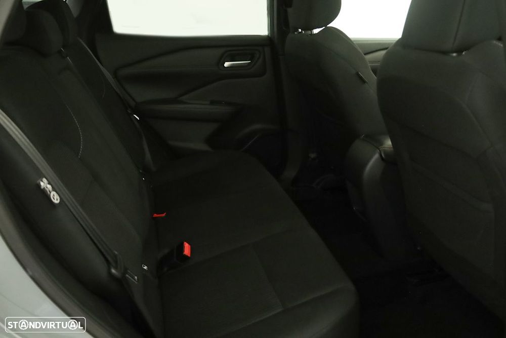 Nissan Qashqai 1.3 DIG-T Acenta Xtronic - 21