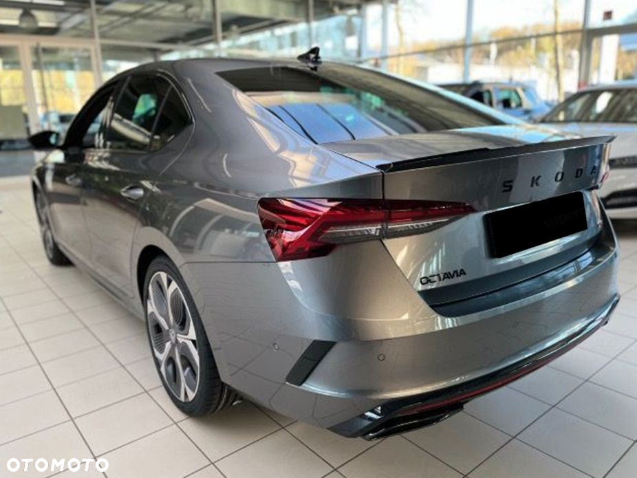 Skoda Octavia 2.0 TSI RS DSG - 7