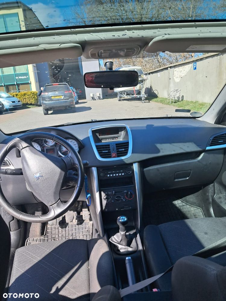 Peugeot 207 95 VTi Family - 8