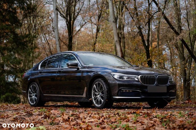 BMW Seria 7 740d xDrive - 23