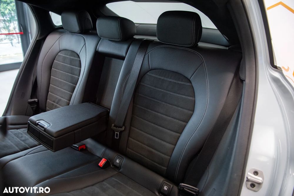 Mercedes-Benz GLC Coupe 300 e 4MATIC - 8