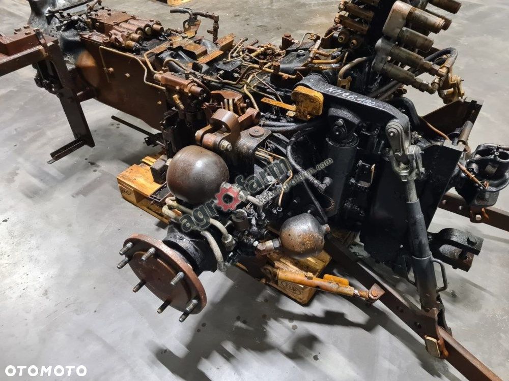 Skrzynia biegów, most tylny, New Holland T6.180 - 3