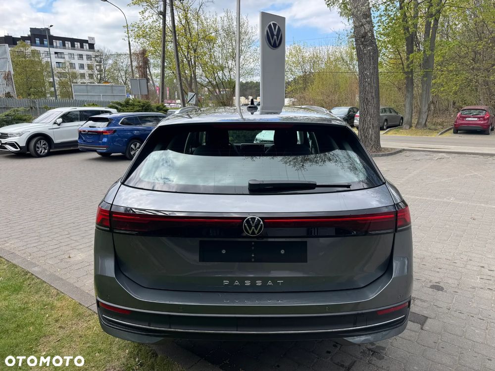 Volkswagen Passat - 7