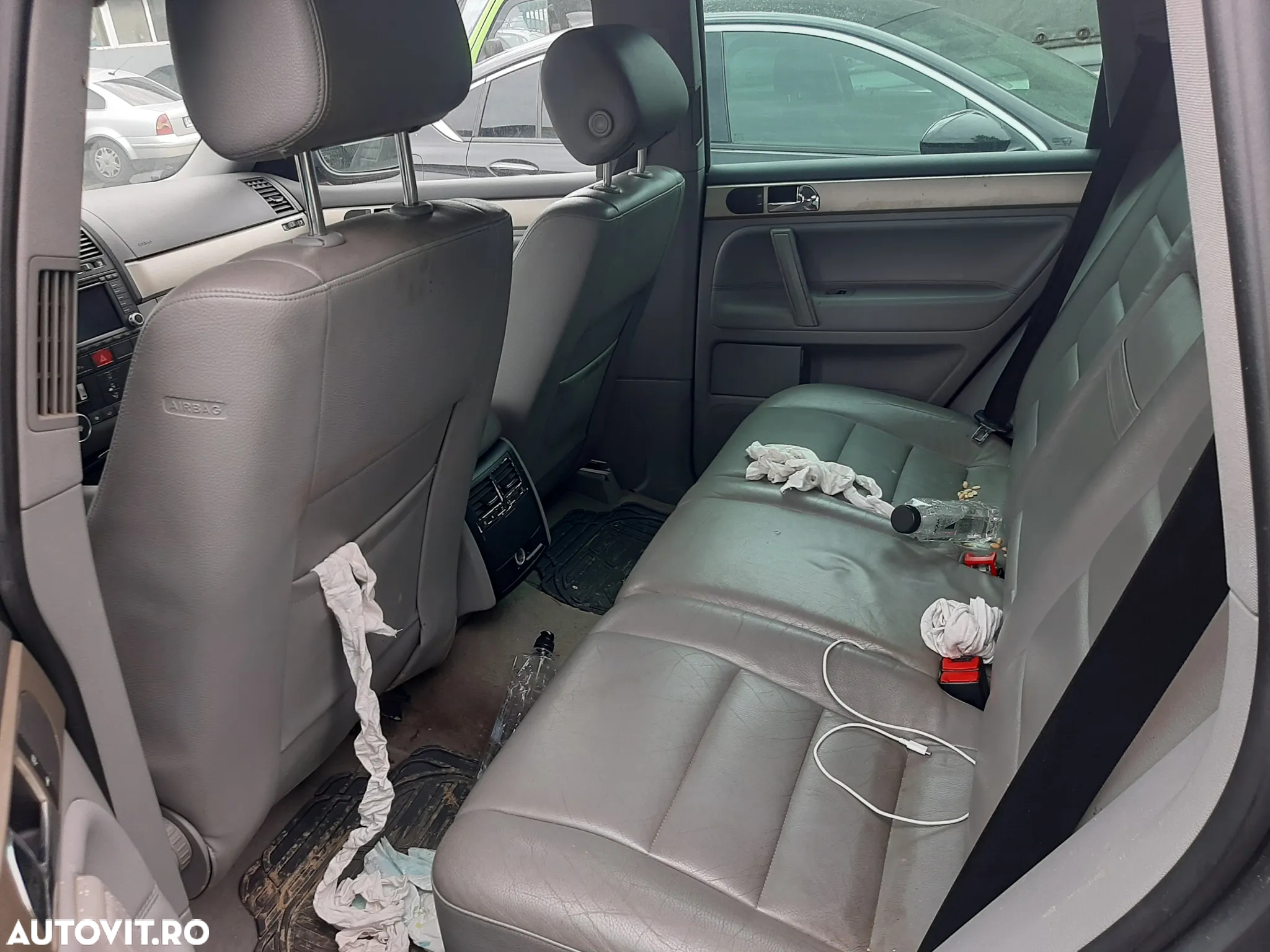 DEZMEMBRAM VW TOUAREG 3.0 D - 5