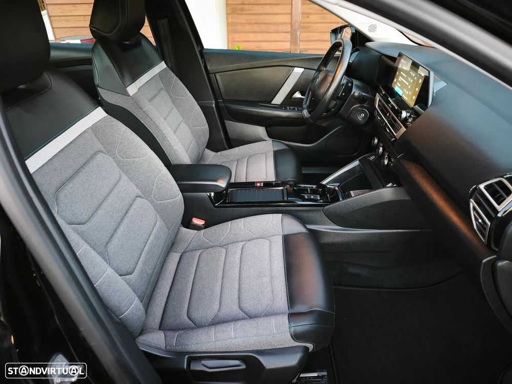 Citroën C4 X PureTech 130 Stop&Start EAT8 PLUS - 16