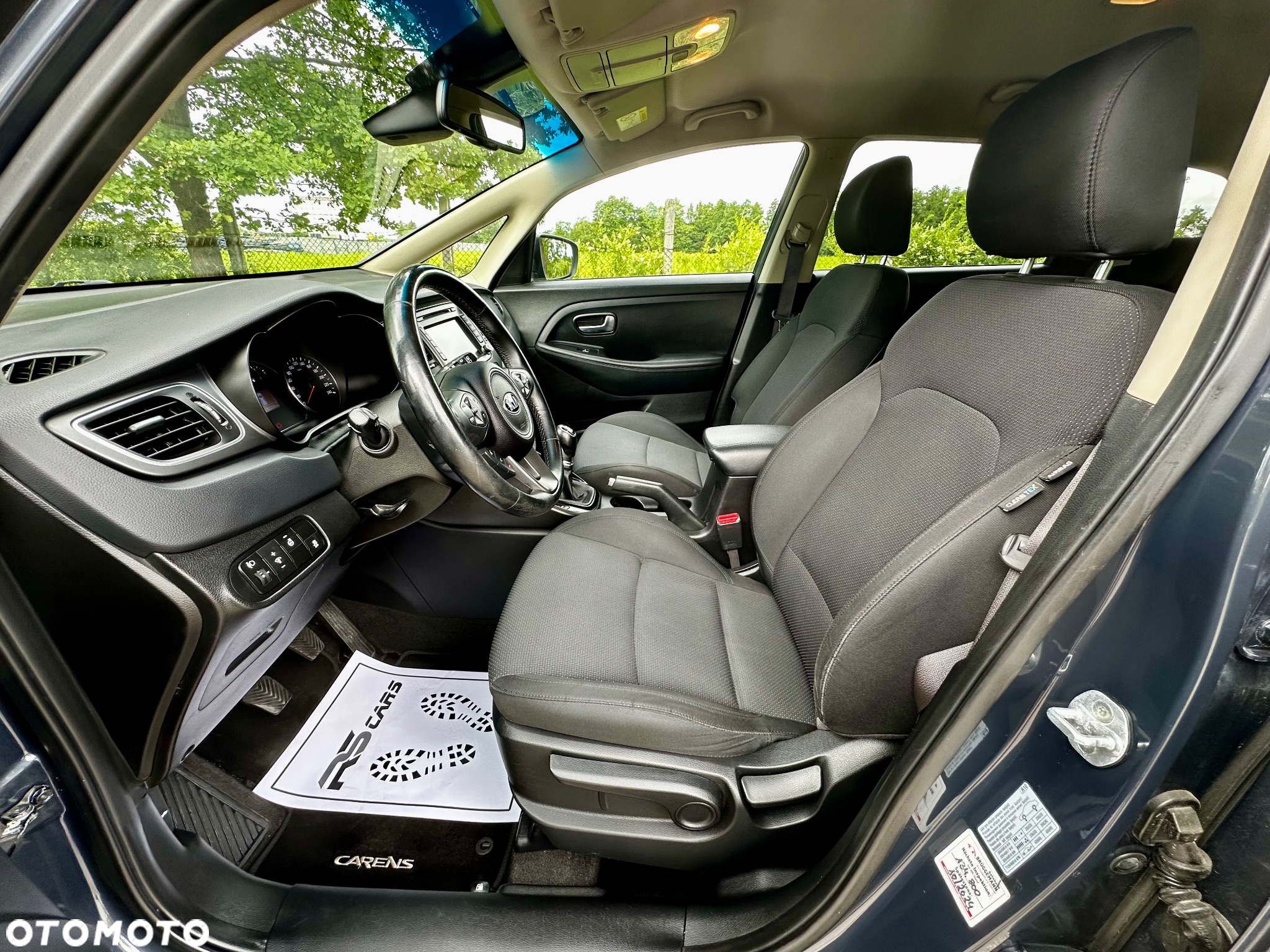 Kia Carens 1.7 CRDi 141 ISG UEFA EURO 2016 - 33