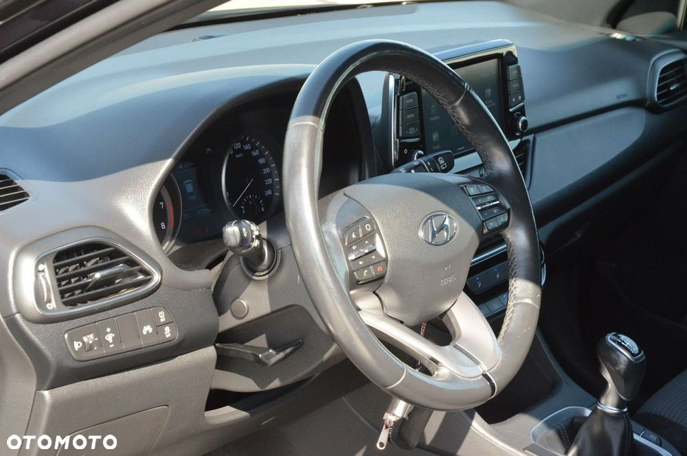 Hyundai i30 1.4 Comfort - 19
