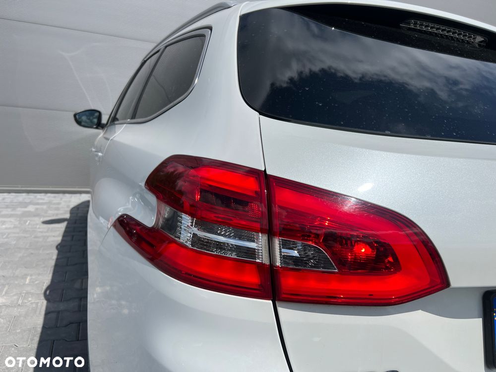 Peugeot 308 - 13