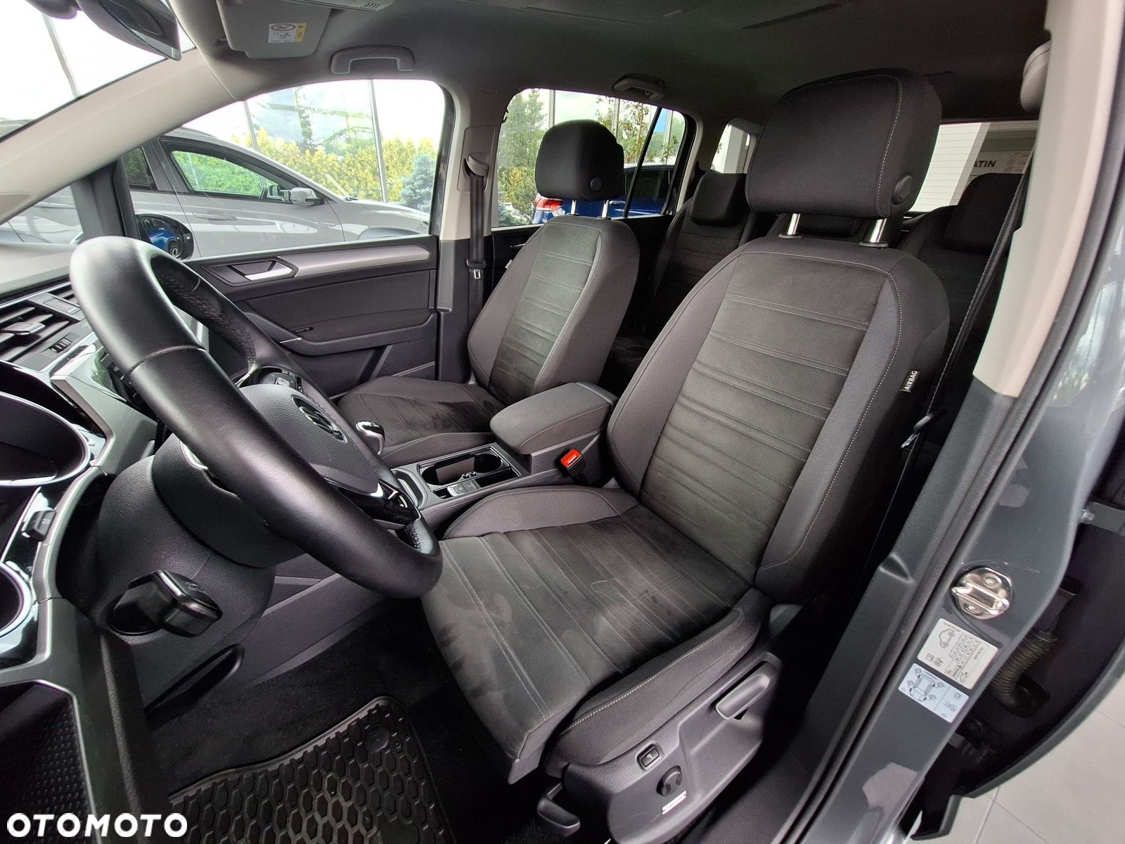 Volkswagen Touran 2.0 TDI BMT SCR Comfortline - 21