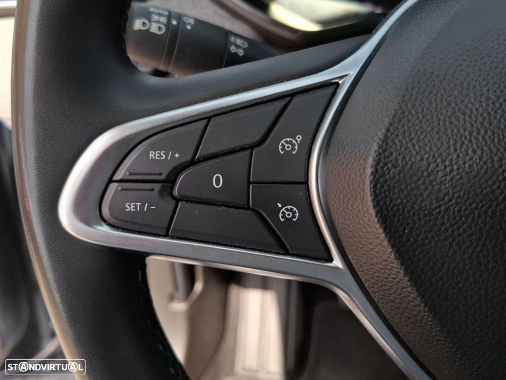 Renault Clio 1.0 TCe Evolution — fotografia 20