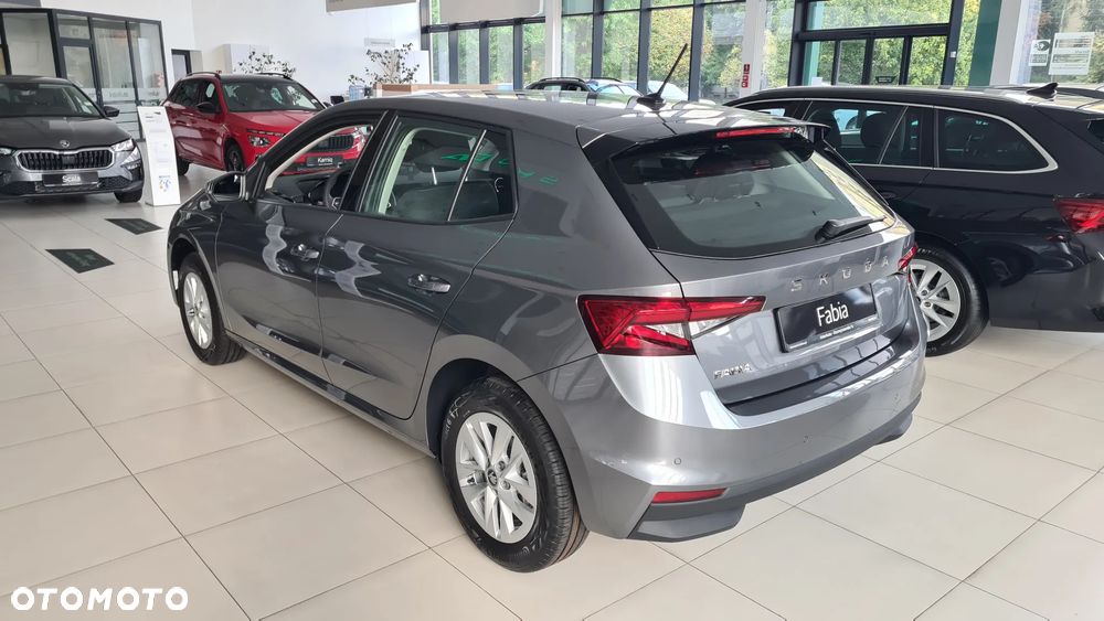 Skoda Fabia 1.0 TSI Drive DSG - 6