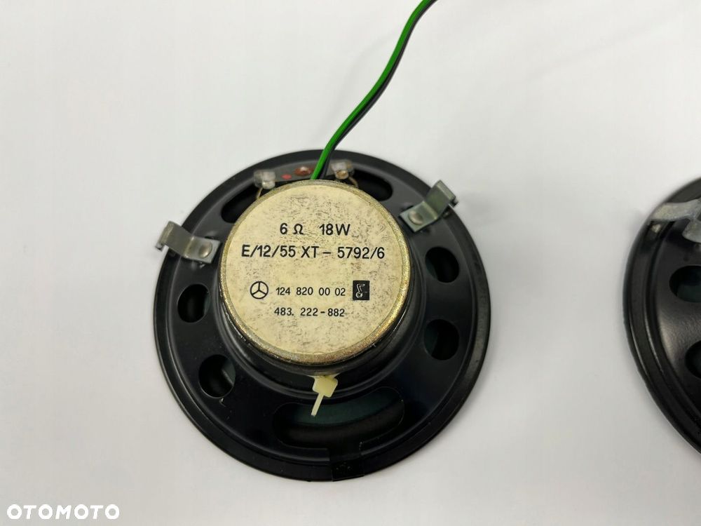 ORYGINALNE GŁOŚNIKI W DESKE ROZDZIELCZĄ KONSOLĘ MERCEDES W124 1248200002 - 8