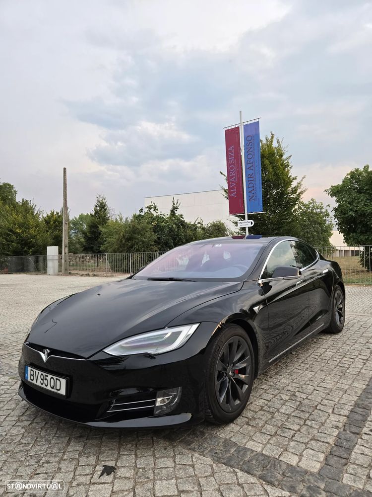 Tesla Model S Long Range - 2