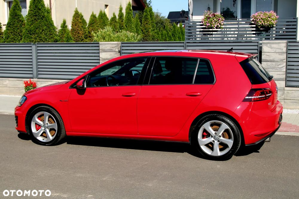 Volkswagen Golf GTI Performance BlueMotion Technology - 13