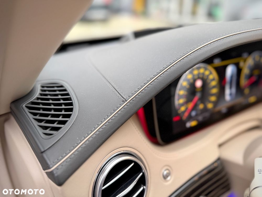 Mercedes-Benz Maybach Klasa S 560 9G-TRONIC - 32