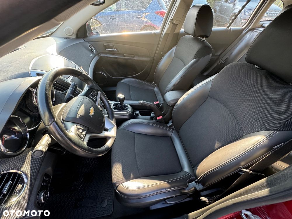 Chevrolet Cruze 1.4T LTZ+ - 11