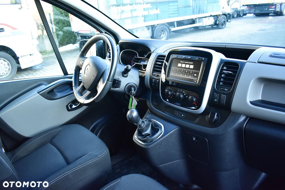 Renault Trafic 1.6 D 145 KM /Blaszak L2H2 / Wysoki ! / Oryginalny przebieg / Sprowadzony z Niemiec ! - 21