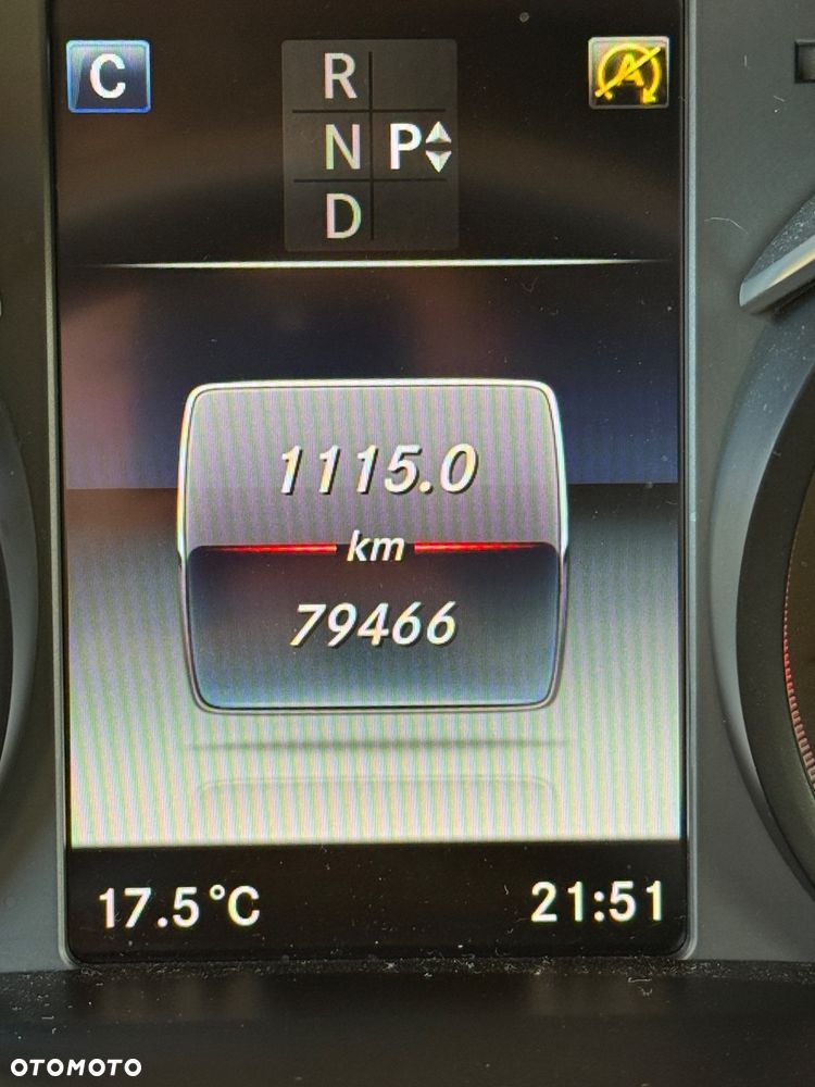 Mercedes-Benz Klasa C 300 9G-TRONIC - 10