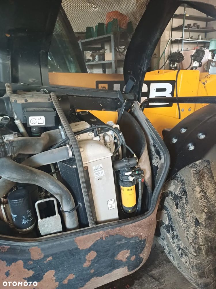 JCB 541-70 AGRISUPER - 14