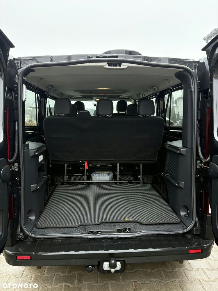 Renault Trafic - 10