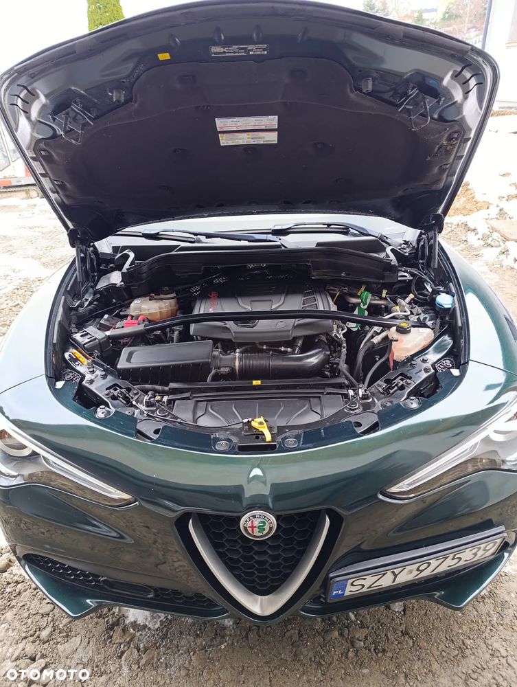 Alfa Romeo Stelvio 2.0 Turbo 16V AT8-Q4 Lusso Ti - 13