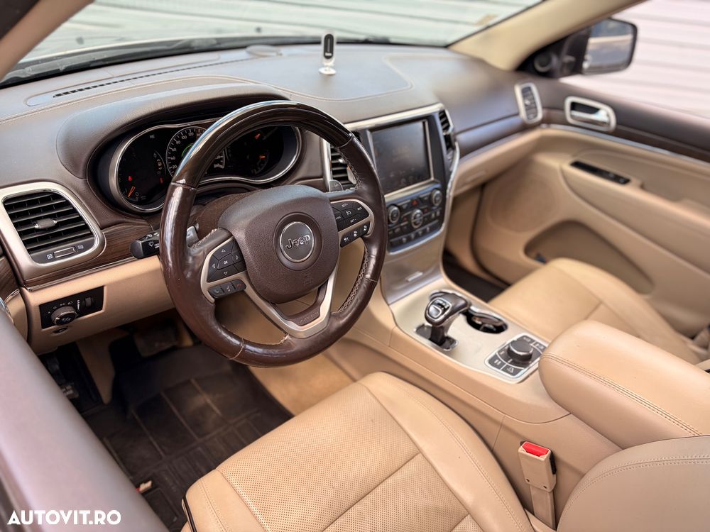 Jeep Grand Cherokee - 4