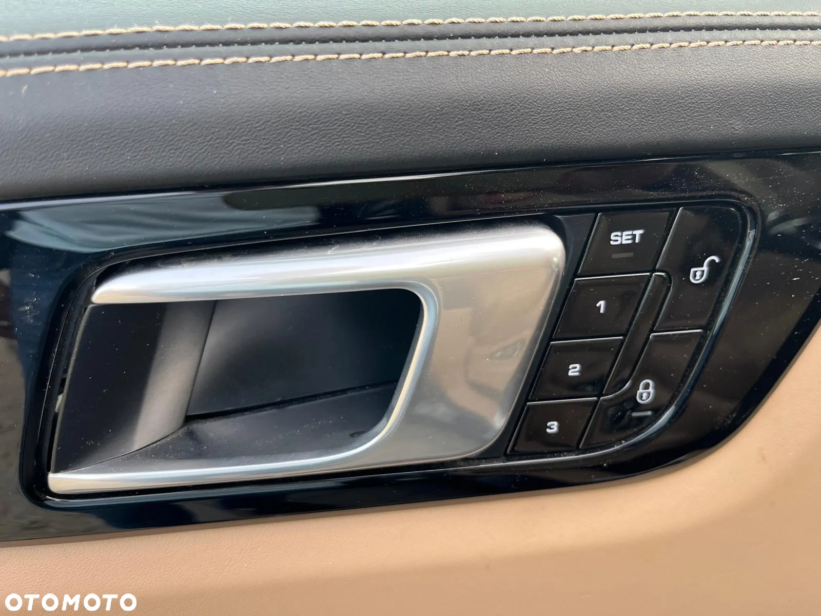 Porsche Cayenne Turbo Tiptronic S - 9