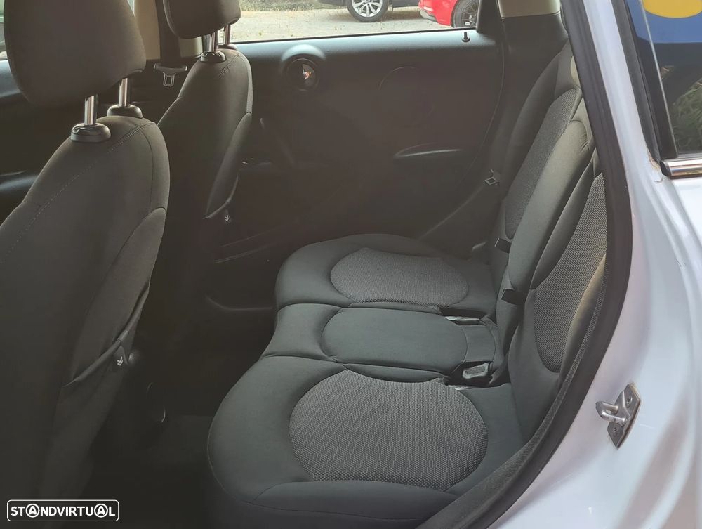 MINI Countryman Cooper D Aut. - 13