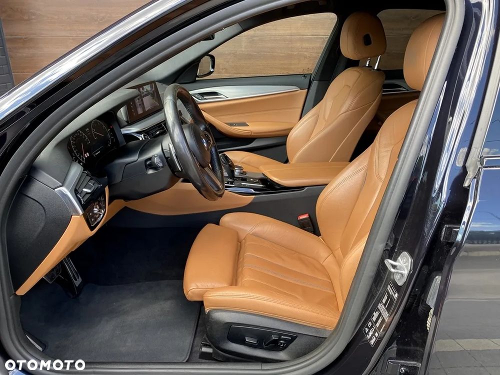 BMW Seria 5 530d xDrive M Sport sport - 18