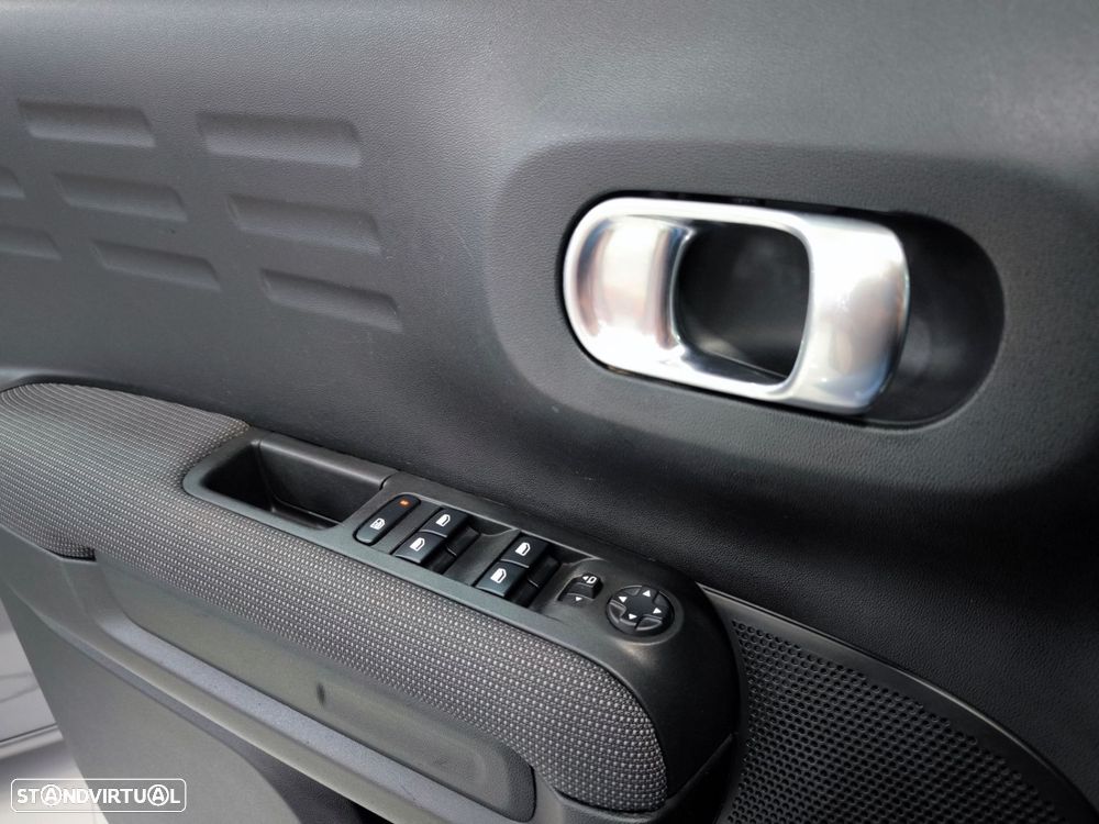 Citroën C3 Aircross 1.2 PureTech C-Series - 17