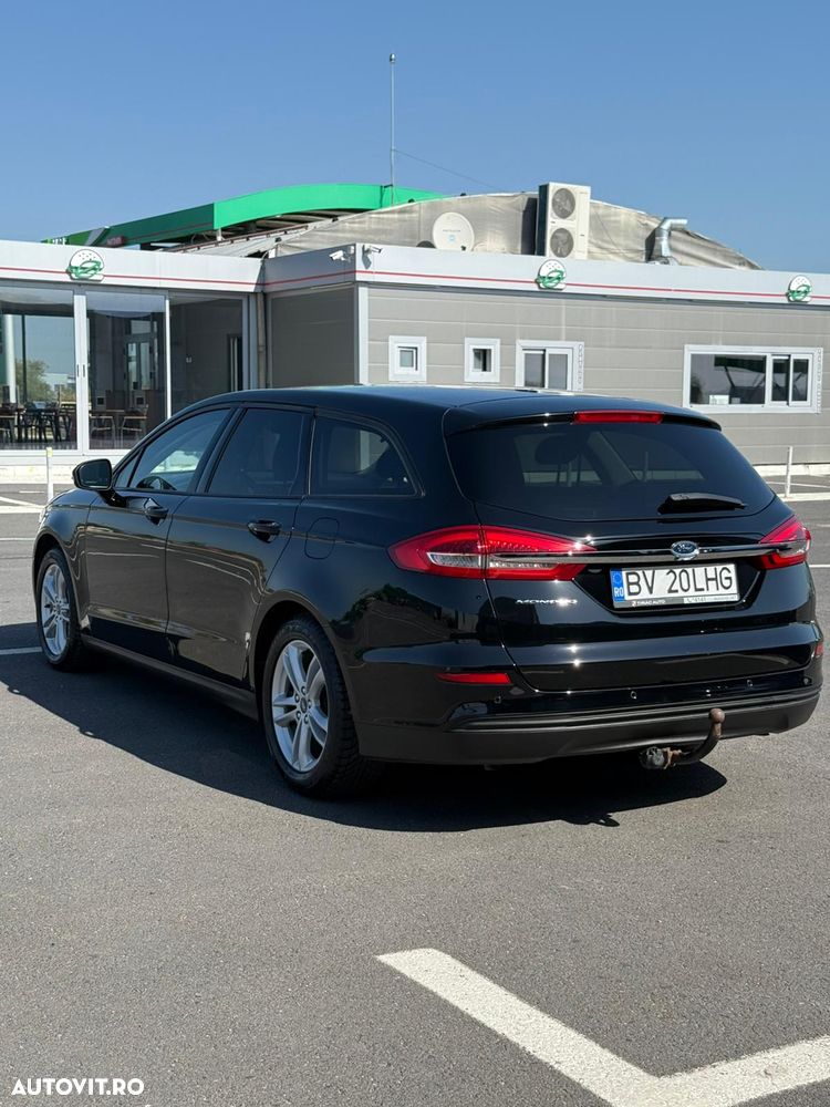 Ford Mondeo - 8