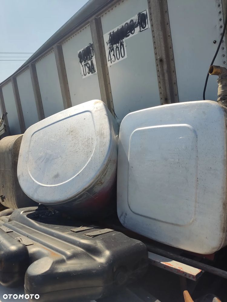 zbiornik oleju hydraulicznego (różne) - 5