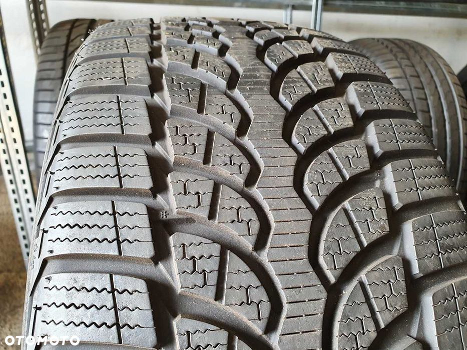 1x Opona zimowa 245/45/19 BRIDGESTONE Blizzak LM-32  102V 8mm!