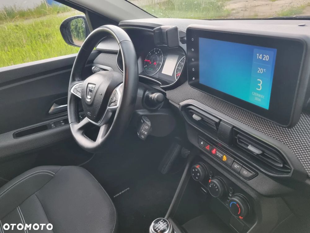 Dacia Sandero TCe 90 Essential - 12