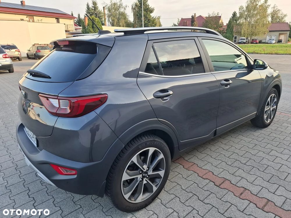 Kia Stonic 2017 photo 5